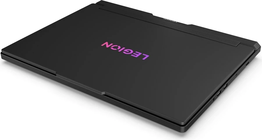 Prenosnik Lenovo Legion Pro 7 16IAX10H, 16", Intel Core Ultra 9 275HX, 64 GB RAM, 2 TB SSD, NVIDIA RTX 5090, črn