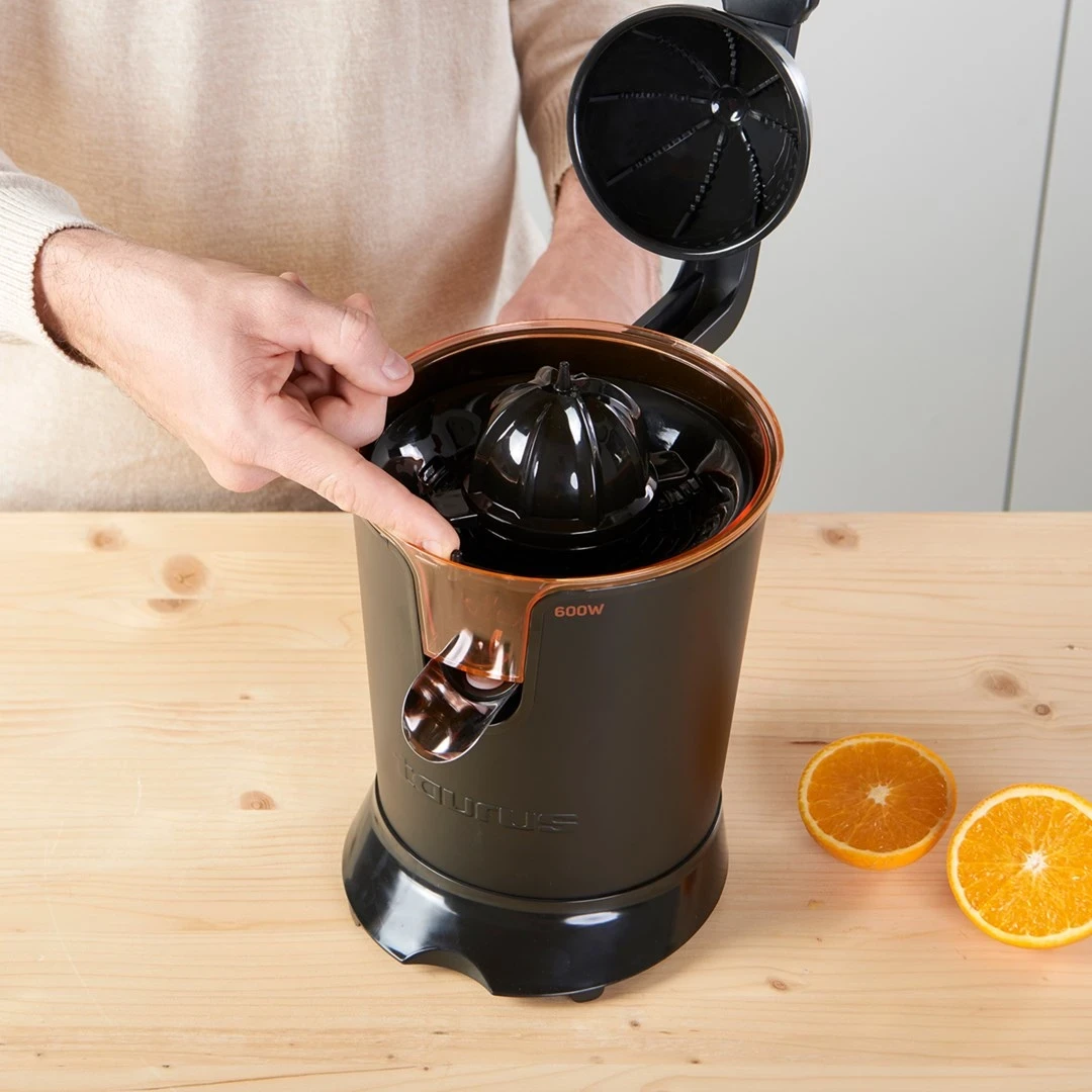 Centrifugalni sokovnik Taurus Easy Press 600, 600 W, črn, rjav