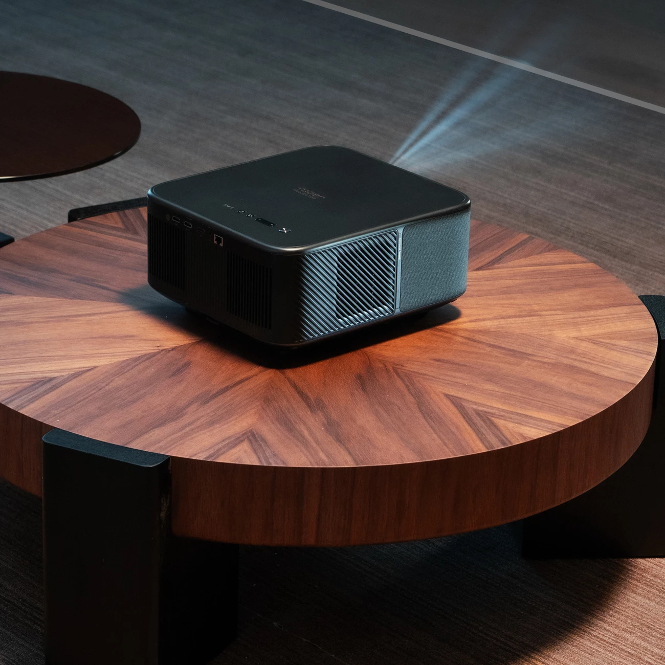 Multimedijski projektor FullHD 1080p Yaber K3, JBL 15W, Google TV, črn