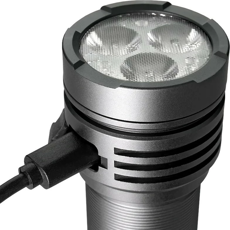 Močna ročna svetilka everActive FL-3300R, LED, 3300 lumenov, IPX4, črna