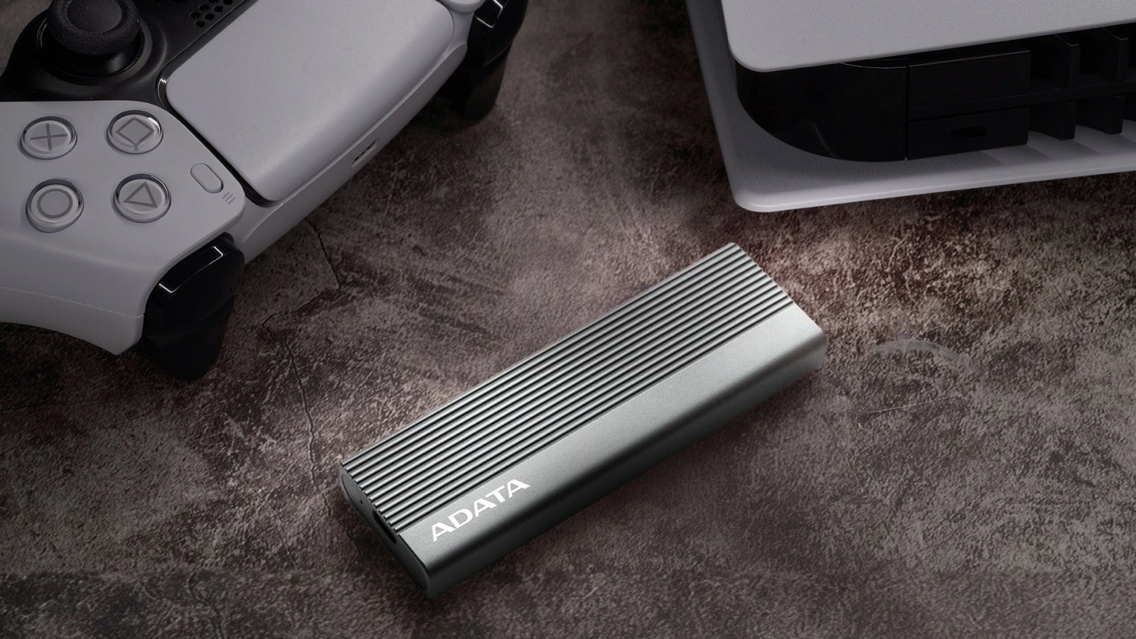 Zunanje računalniško ohišje za SSD Adata EC680, M.2, USB 3.2 Type-C, sivo