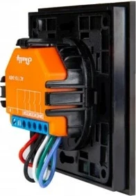 Stikalo s štirimi gumbi, Shelly, plastika, črno