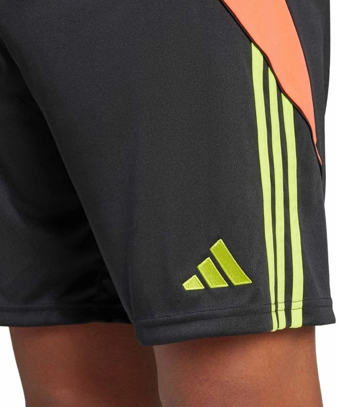 Športne kratke hlače Tiro 24 za moške, črne s oranžnimi črtami – adidas