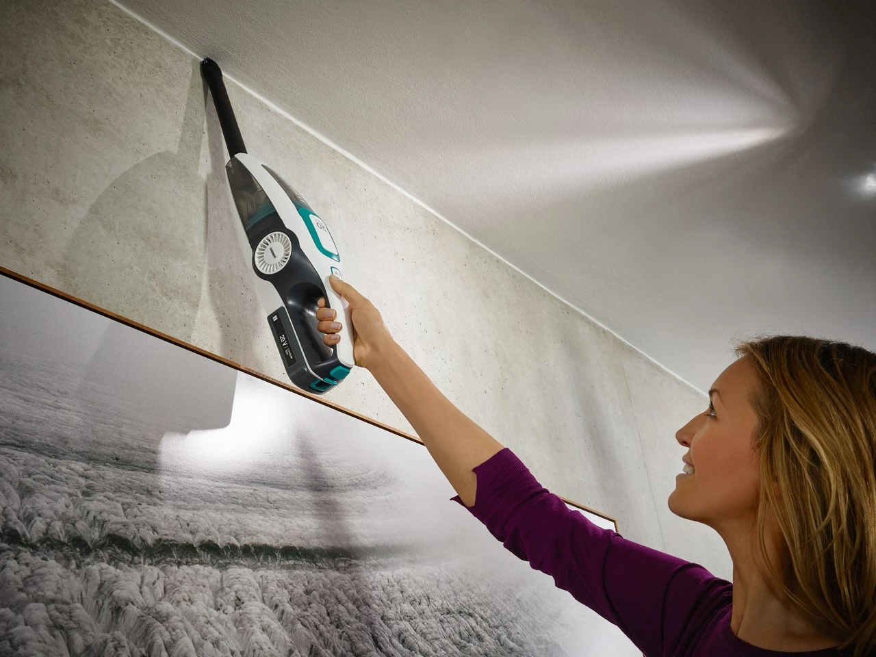 Brezžični sesalnik 2-v-1, brez vrečke, 20V, bel/moder Leifheit PowerVac