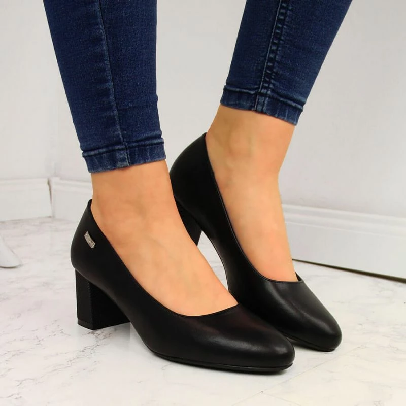 Elegantne ženske čevlje, Sergio Leone, črni