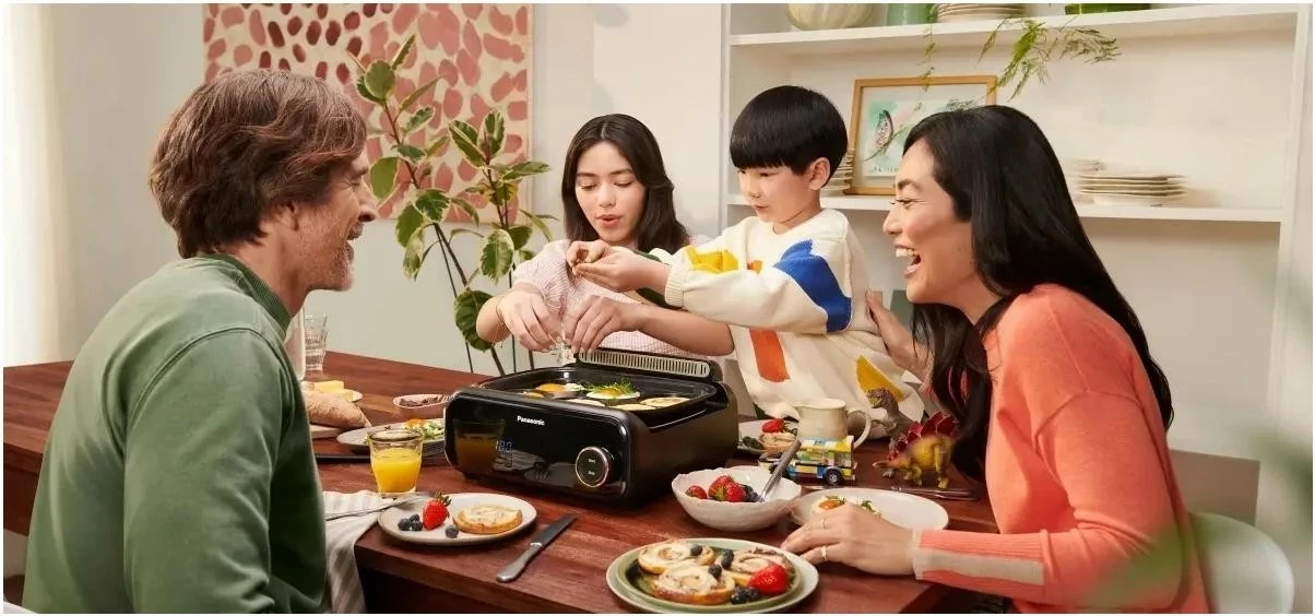 Večfunkcijski kuhalnik Panasonic NF-GM400KXE, 2,5 L, 9 programov, črn