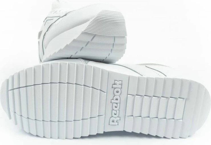 Superge, Reebok, bele