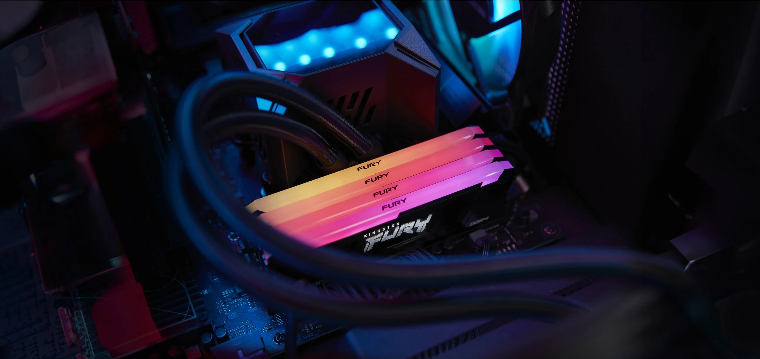 RAM pomnilnik FURY Beast RGB Kingston 64GB (4x16GB) DDR4 3600MT/s