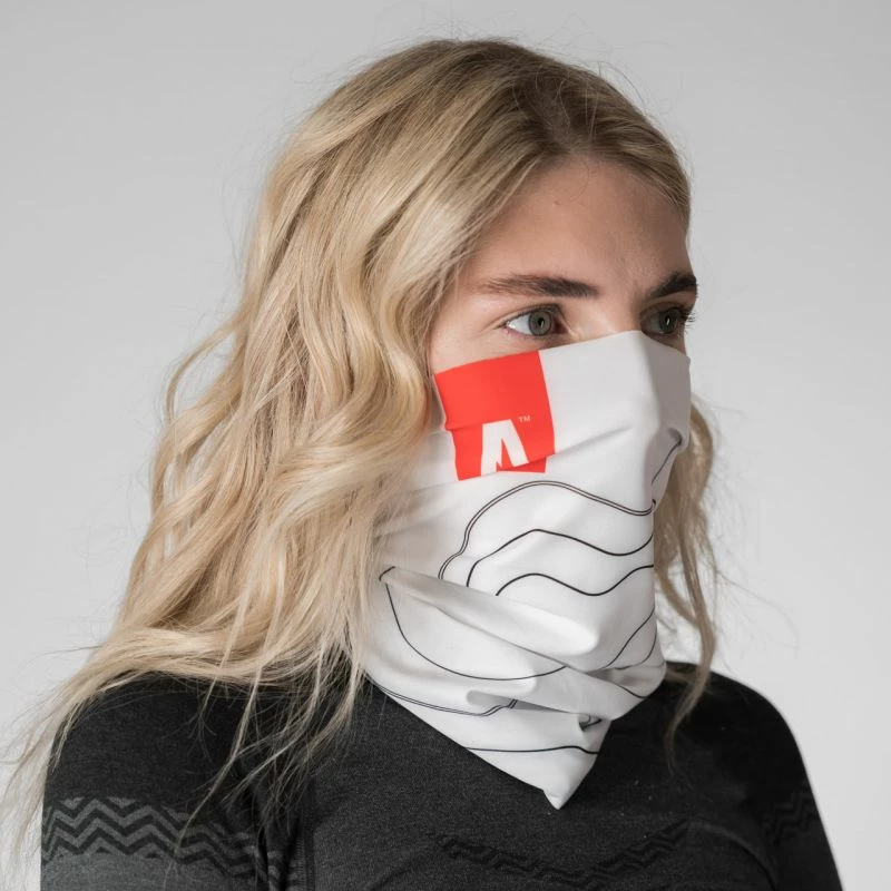 Večnamenski šal Chimney Alpinus Viki, bel