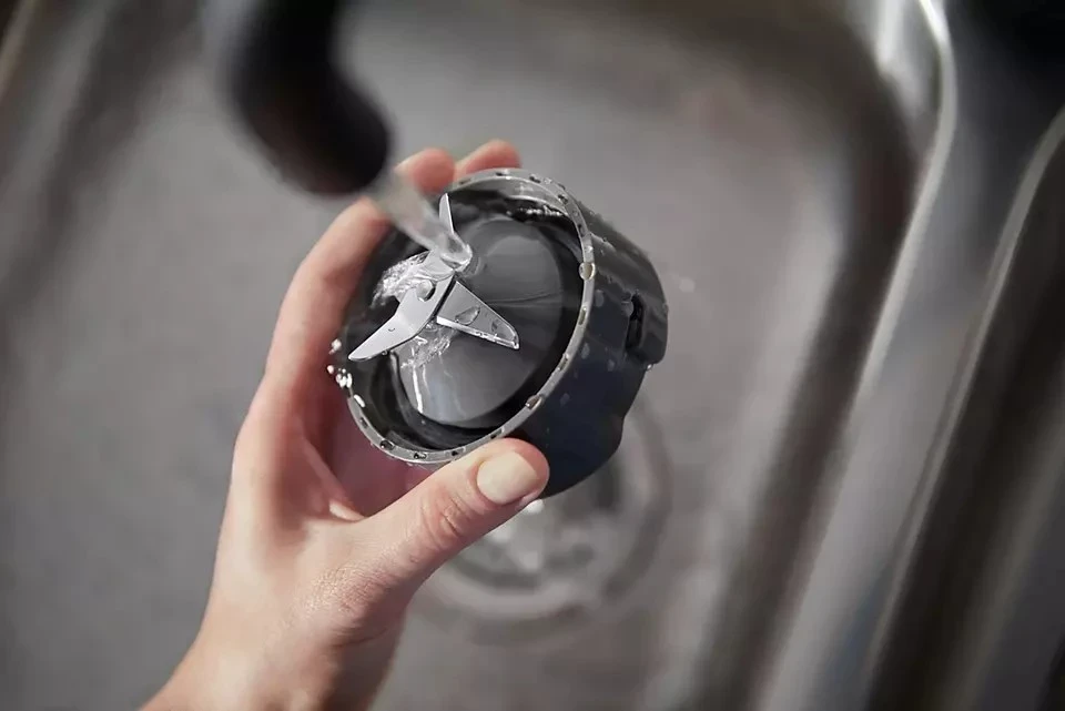 Mešalnik ProBlend Crush Tech Philips 3000 series HR2291/01, 600 W, 2 L, črn