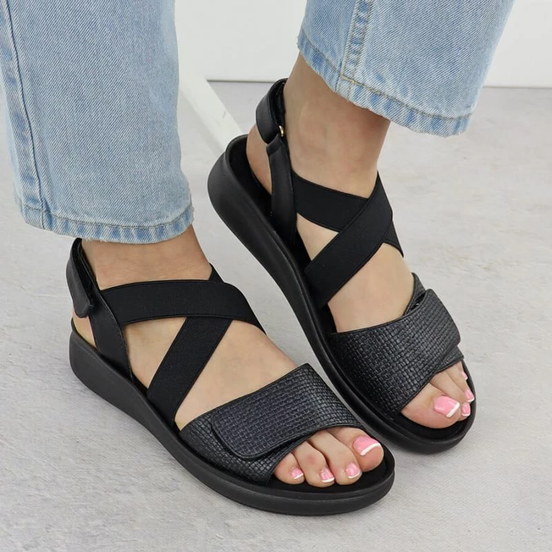 Udobne sandale Jezzi, črne