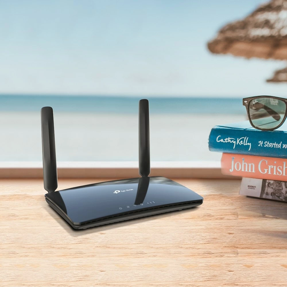 Brezžični usmerjevalnik TP-Link AC1200, dvosistemni, 4G LTE, črn