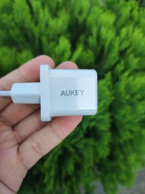 Stenski polnilec 20W, 1x USB-C, AUKEY PA-F5 OEM, bel