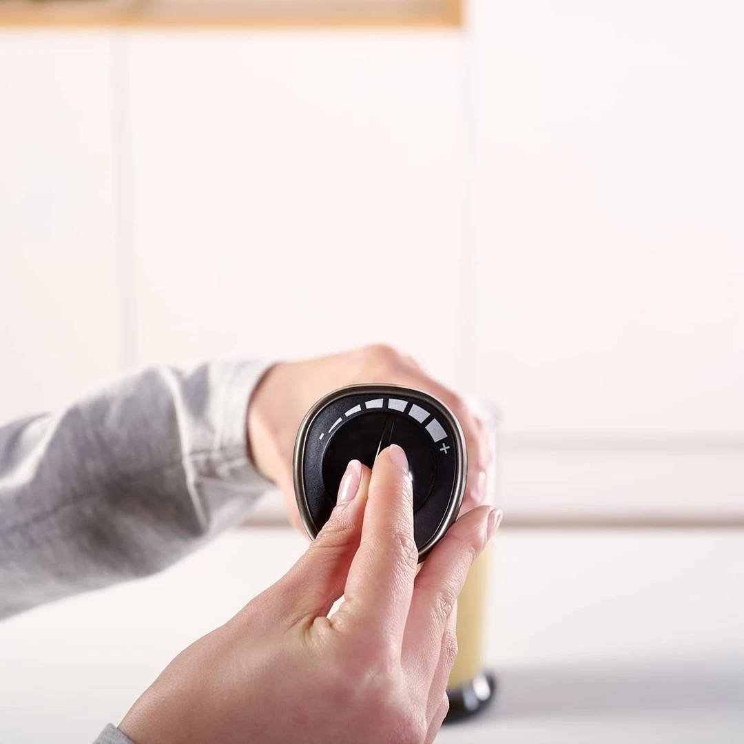 Rokni blender, 800 W, črn Black+Decker