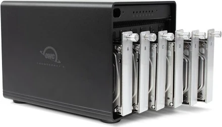 RAID ohišje ThunderBay 8 z 8xSSD/HDD in 2xThunderbolt 3, OWC, črno