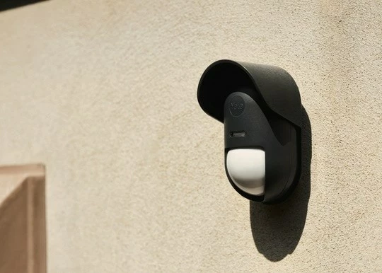 Senzor za gibanje za zunaj, infrardeč, brezžičen, črn Yale