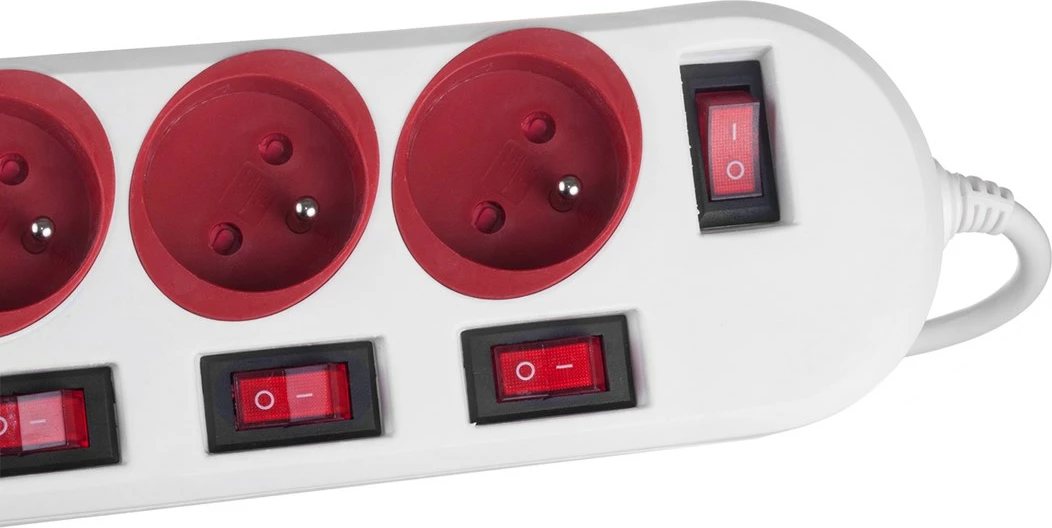 Razdelilec električne energije, 5 vtičnic, z vklopno stikalo, 250VAC/10A, 1,5 m, bel — Maclean MCE204