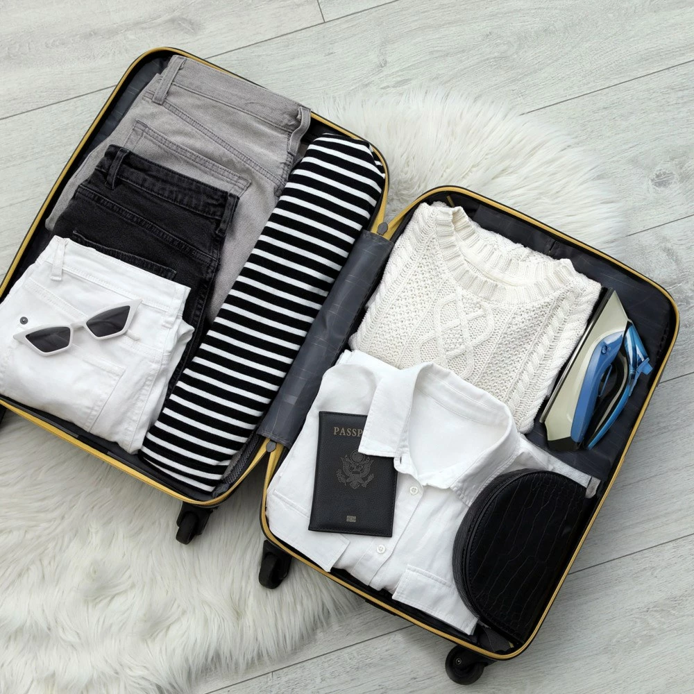 Prenosni likalnik Black+Decker BXIR1000E, 1000 W, moder