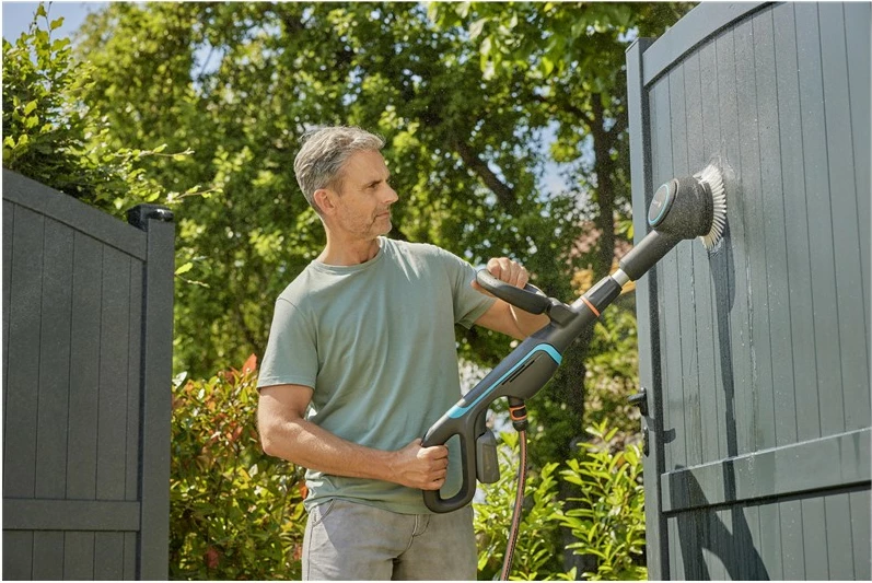 Brezžični čistilec Gardena 14840-55, zelen, siv, oranžen