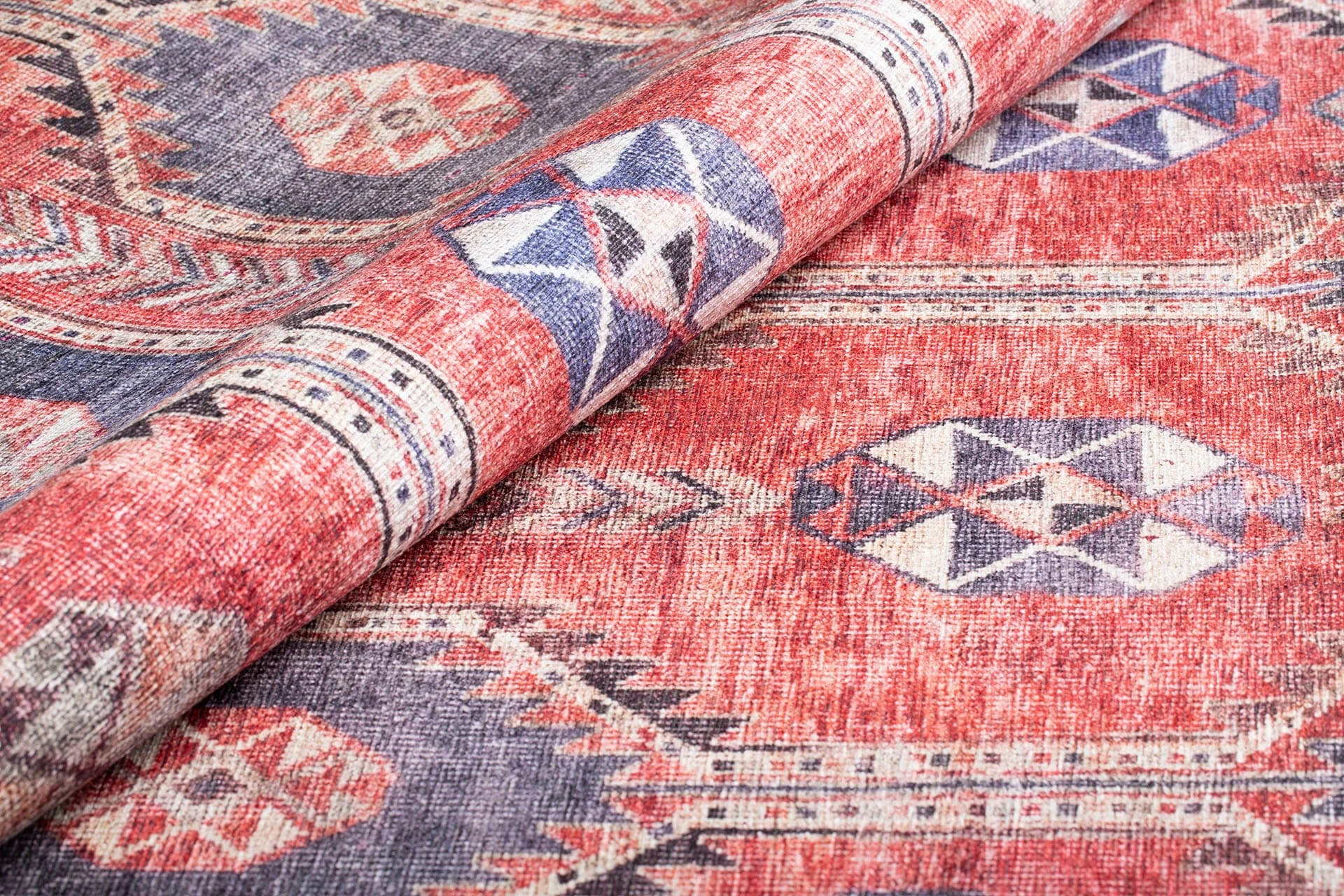 Preproga (210 x 310) Conceptum Hypnose, Soul Chenille, rdeča AL 355