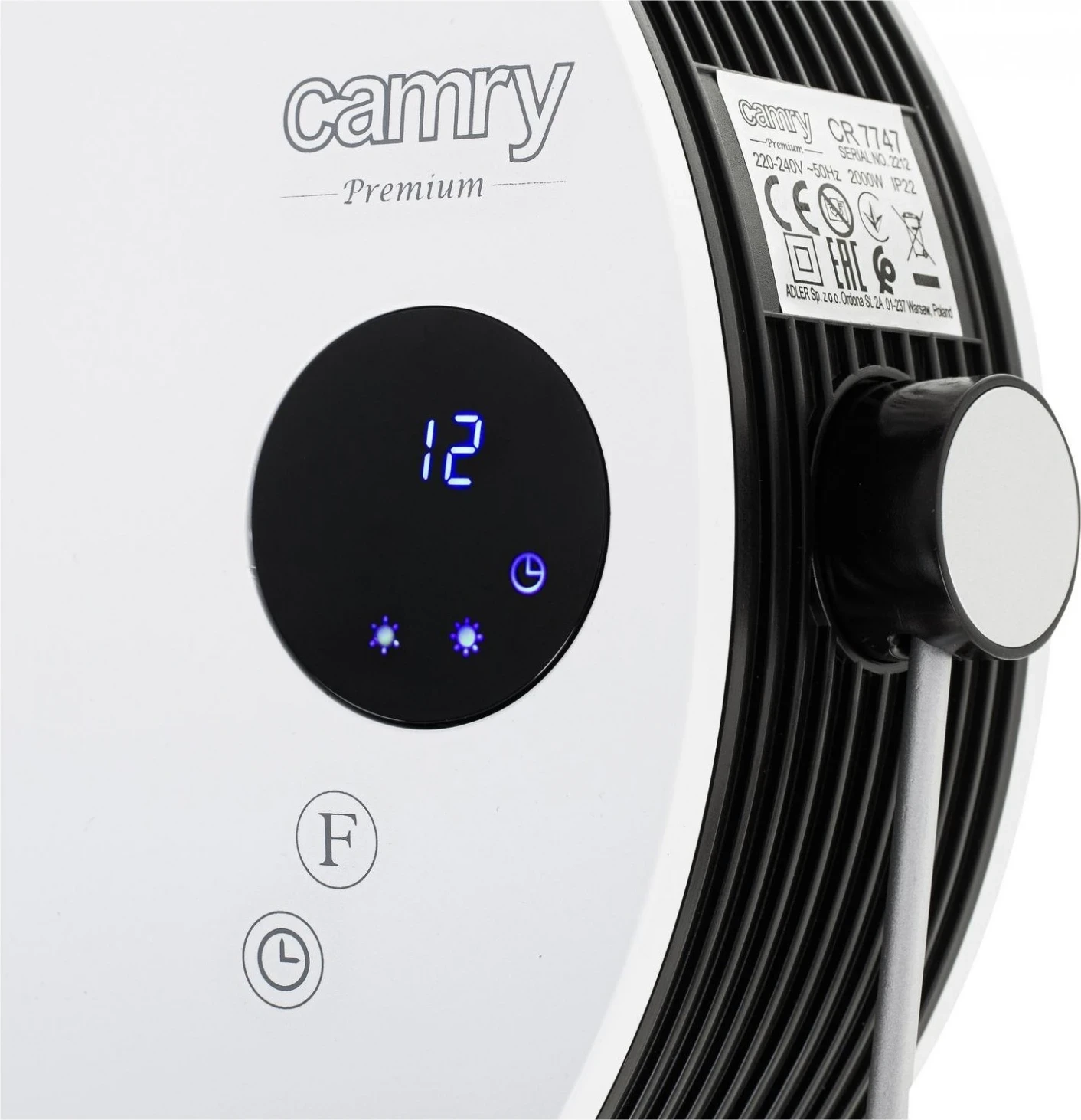 Stenski grelnik Camry CR 7747, 2000 W, bel