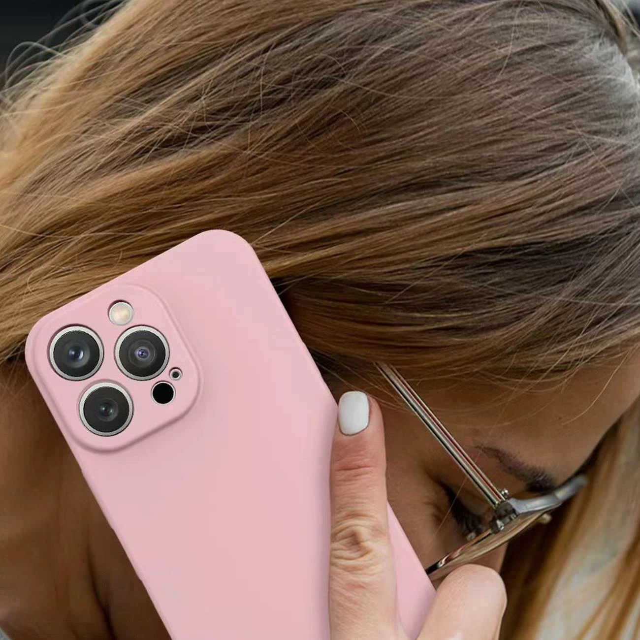 Silikonska zaščita Hurtel za iPhone 14 Plus, fuchsia