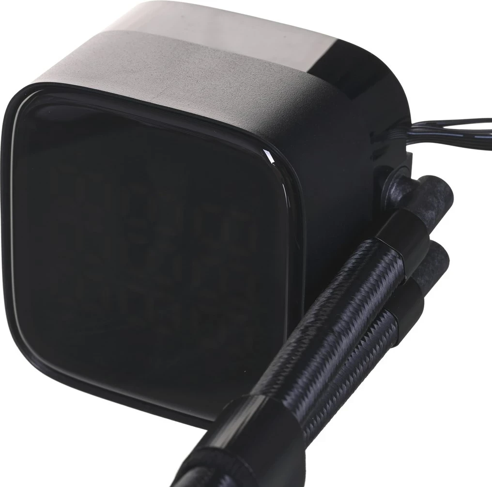 Hladilnik DeepCool R-LD240, črn