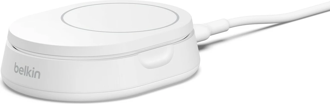 Brezžični polnilec 15W, 1,5 m, bel — Belkin BoostCharge Pro