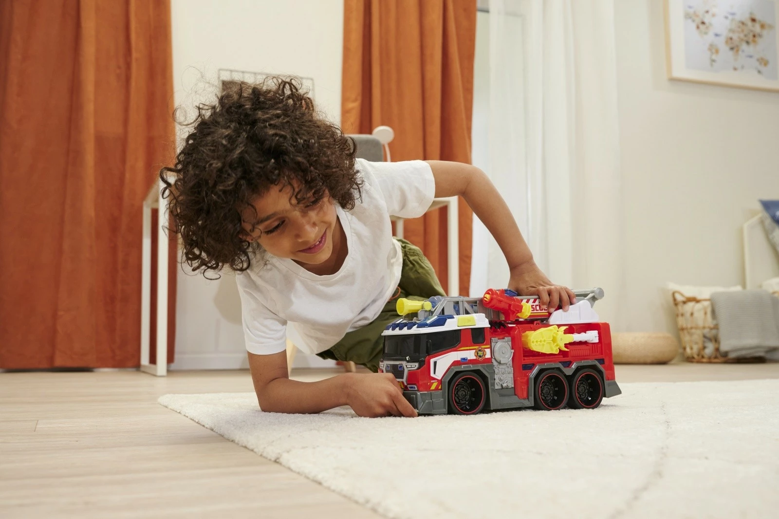 Lutka gasilsko vozilo Dickie 37,5 cm, plastika, z lučmi in zvokom, rdeče