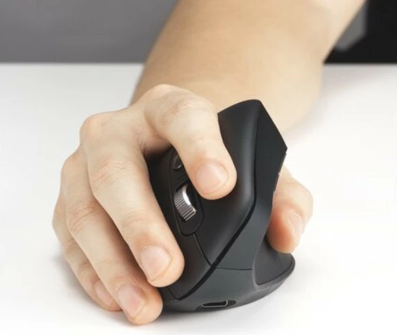 Ergonomski vertikalni miška Kensington Pro Fit MY630 EQ BT, brezžična, črna