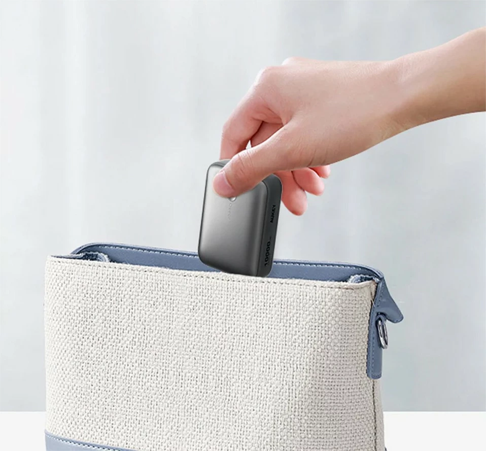 Power bank AUKEY PB-Y55, 10000 mAh, 22,5 W, 2x USB, siv