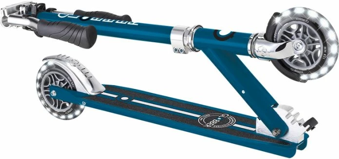 Lahkoten skiro z lučkami Globber, za otroke