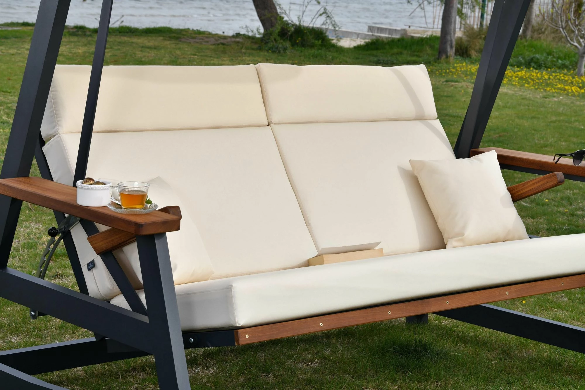Ljuljavka za vrt, trosede, Skye Decor Nova 2400, bež
