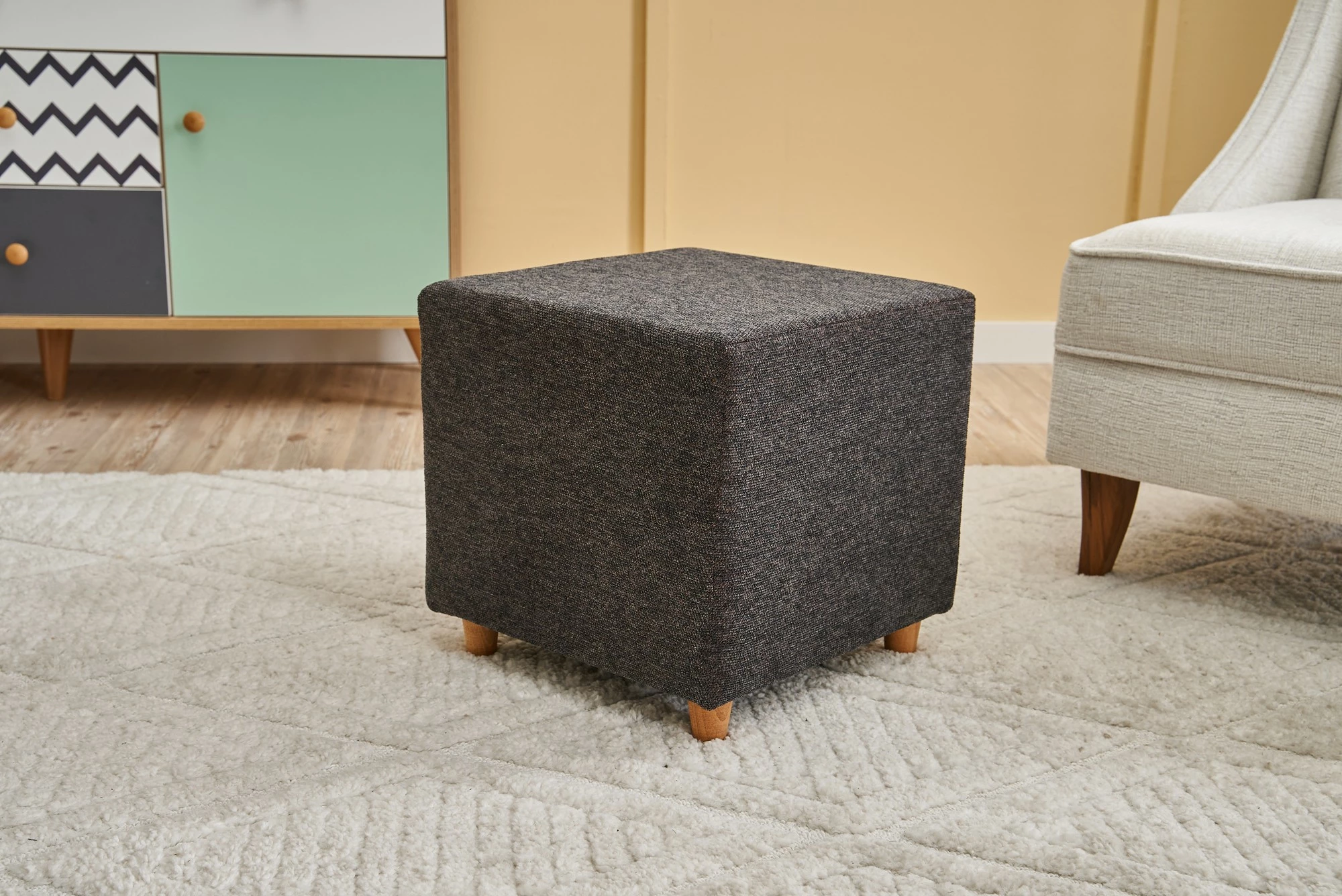 Tabure, antracit in bakrena - Atelier del Sofa Ranma Gabbana