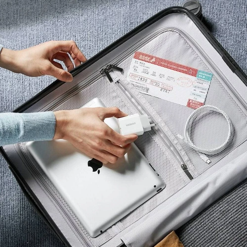 20W polnilec, USB-C, Power Delivery 3.0 in Quick Charge 4.0+, UGREEN, bel