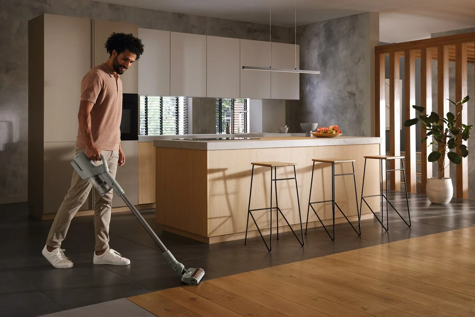 Brezžični sesalnik Duoflex HX1 CarCare, Miele, siv