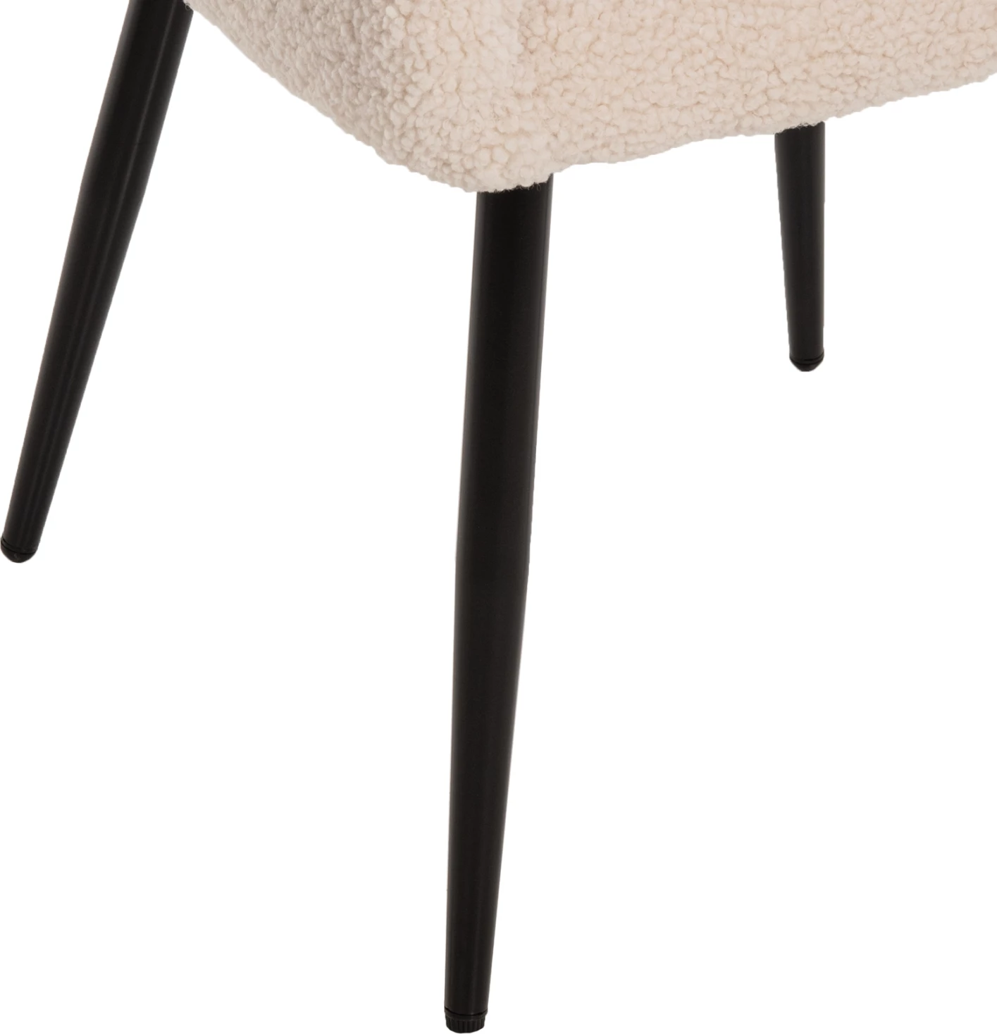 Fotelj SHELLY FH8591.02 iz tkanine TEDDY v beli barvi s črnimi kovinskimi nogami 57x55x87H cm, set 2 kosov
