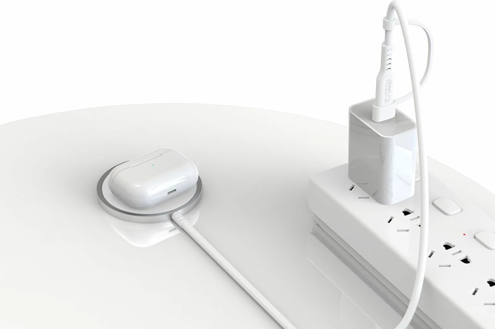 Magnetni brezžični polnilec Tech-Protect QI15W-A44 s MagSafe, bel