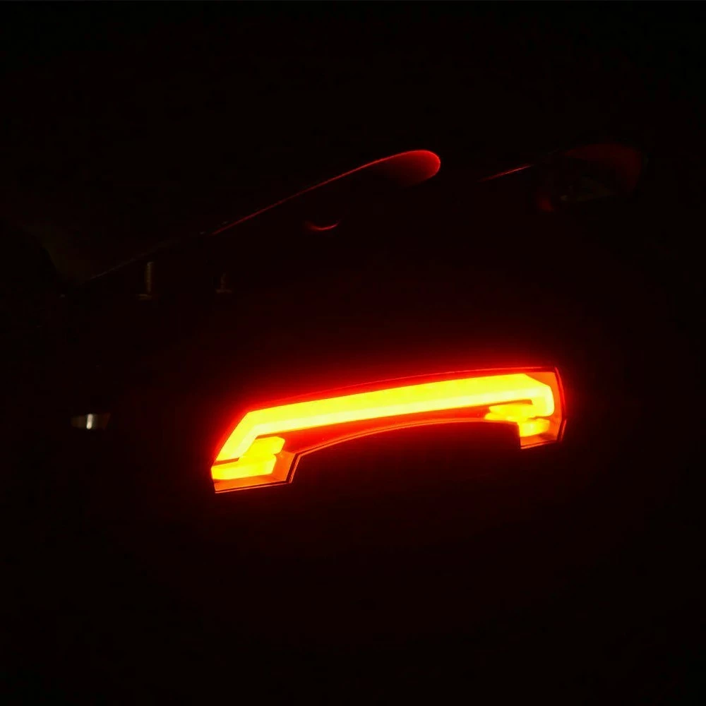 Zadnja svetilka za kolo z laserjem in daljincem Rockbros LKWD-R1, črna