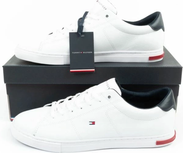 Čevlji za moške, Tommy Hilfiger Essential M FM0FM04047YBR, beli