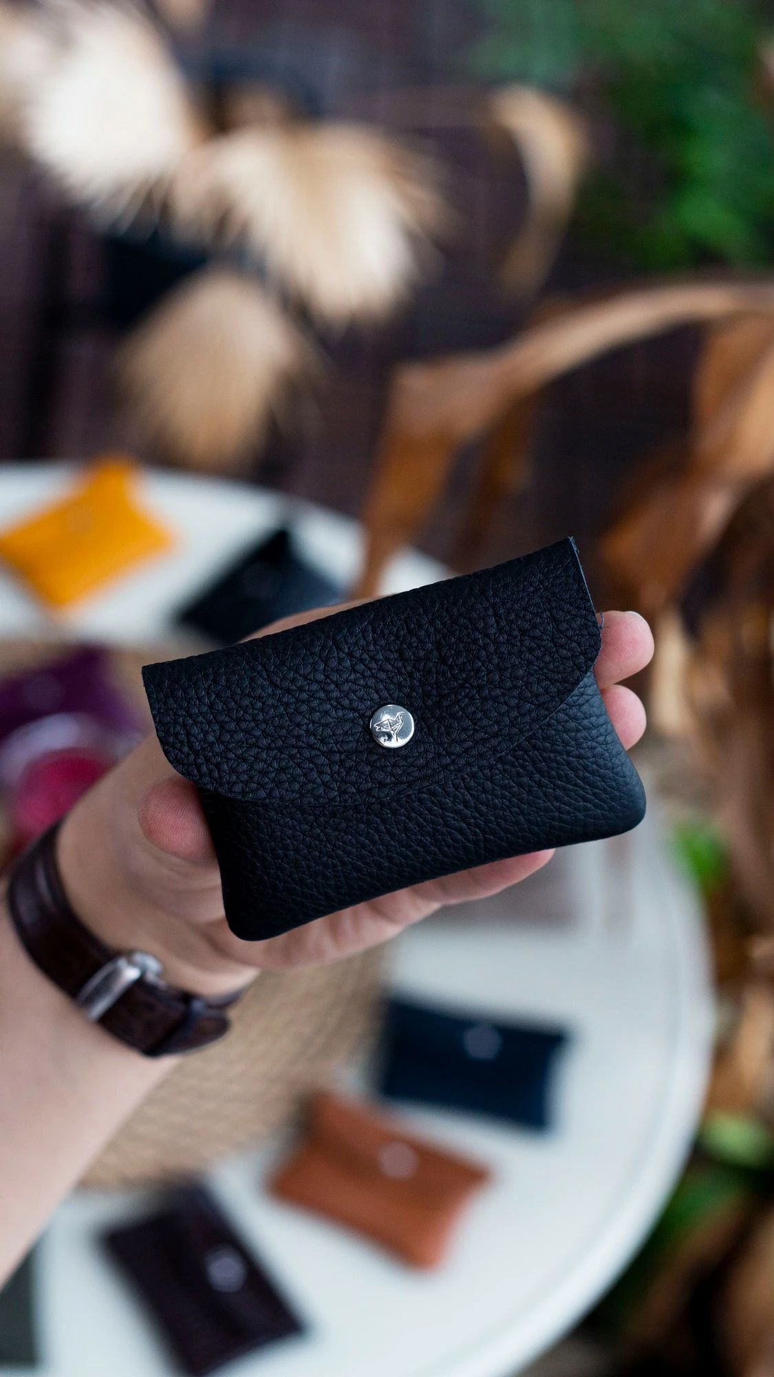 Držalo za kartice iz pravega usnja, Zoozie Bags Murcia, črno v2