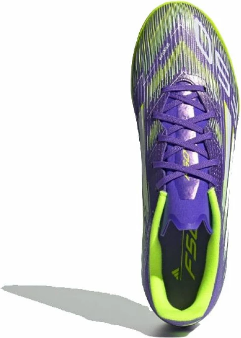Fudbalske škornji za ženske adidas, vijolični
