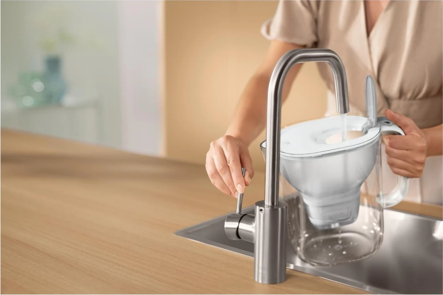 Filtrirna vrč Style XL, Brita, z 4 filtri MAXTRA PRO Pure Performance, siva