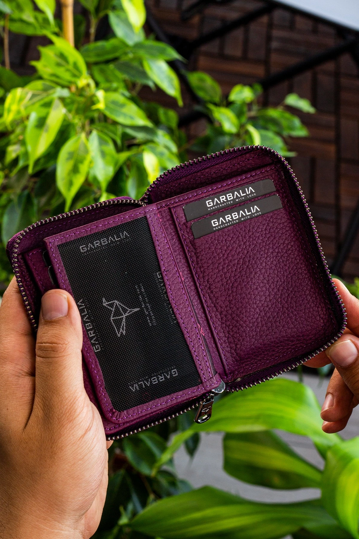 Držalo za kartice z verižico, damson, Zoozie Bags
