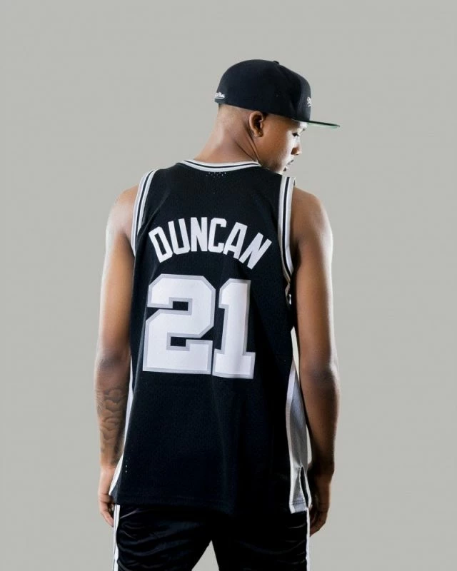 Moška majica NBA Swingman San Antonio Spurs Tim Duncan, Mitchell & Ness, črna