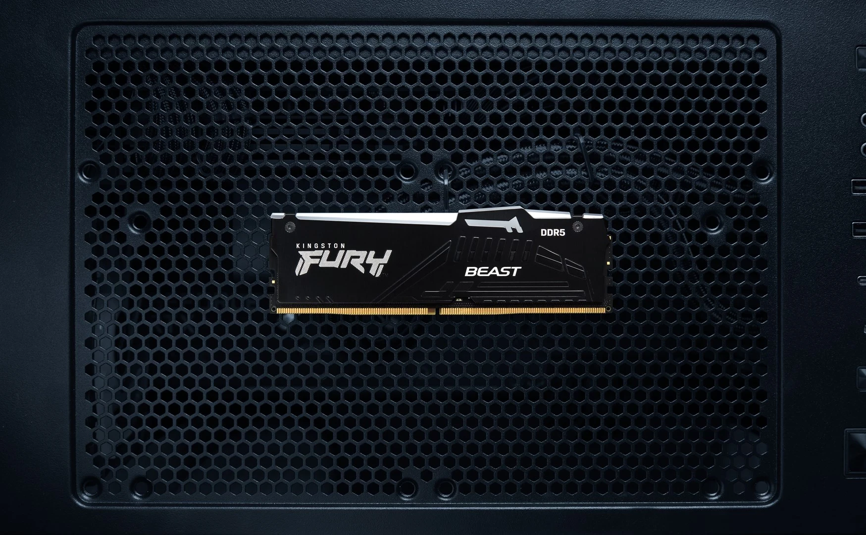 RAM pomnilnik Kingston FURY 32GB 5200MT/s DDR5 CL40 DIMM (komplet 2) Beast RGB