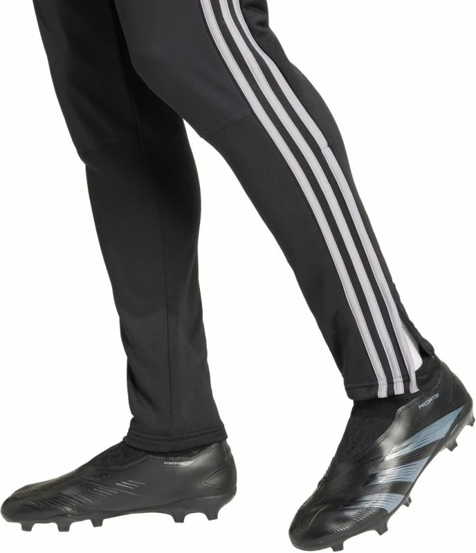 Topli moški športni hlače Tiro 24 Winterized, adidas, črne