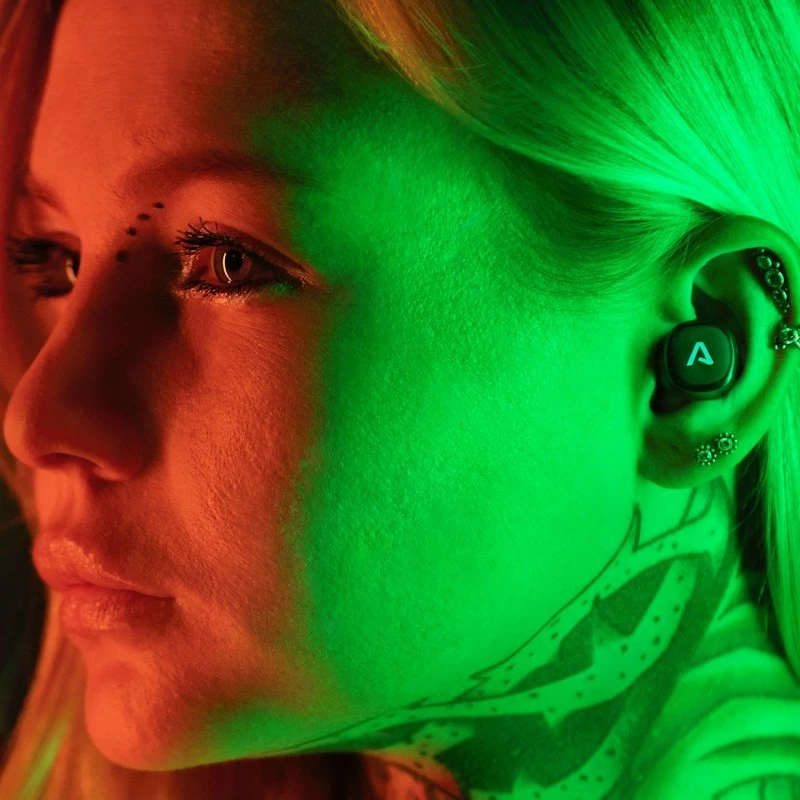 Brezžične slušalke in-ear Dots2 Play, Lamax, True Wireless, Bluetooth 5.1, 37 ur, črne