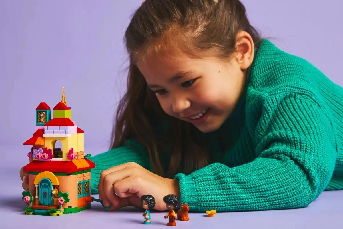 Majhna hiša Encanto, LEGO Disney 43261