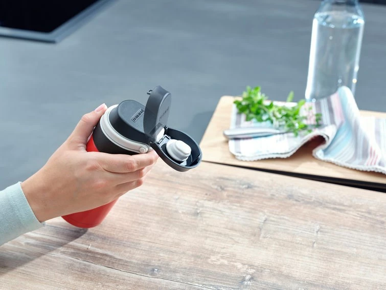 Potovalna termovka Leifheit 3245, 350 ml, črna/rdeča, nerjaveče jeklo